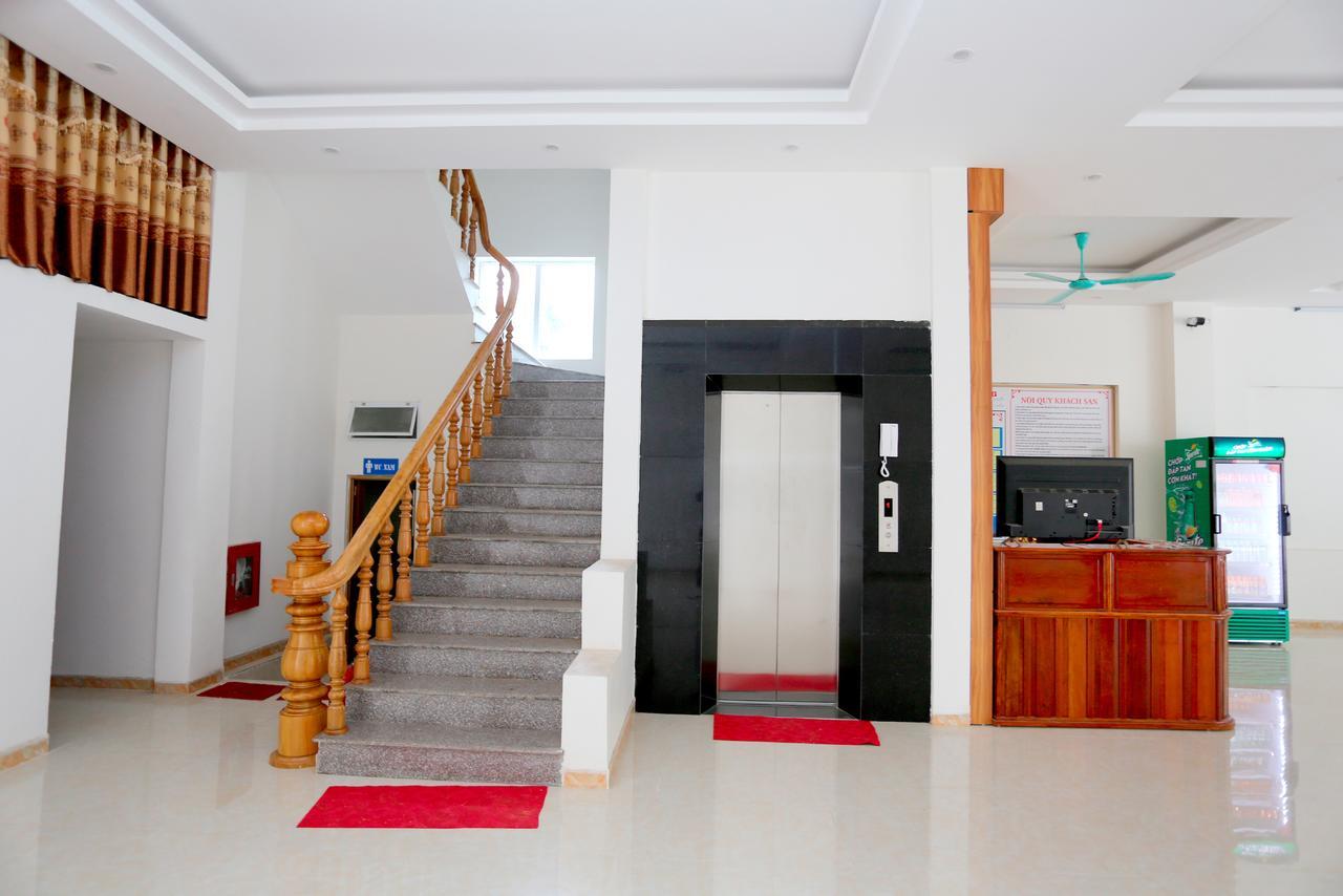 Anh Tu Hotel Ха Жианг Екстериор снимка