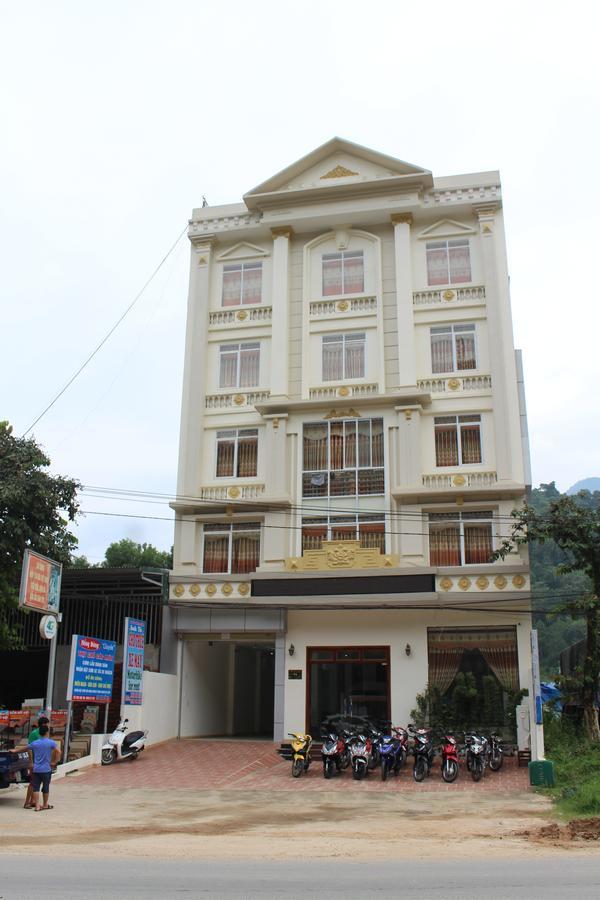 Anh Tu Hotel Ха Жианг Екстериор снимка